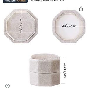 Velvet Ring Box - wedding